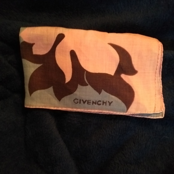 Givenchy - Floral Scarf - Picture 2 of 3